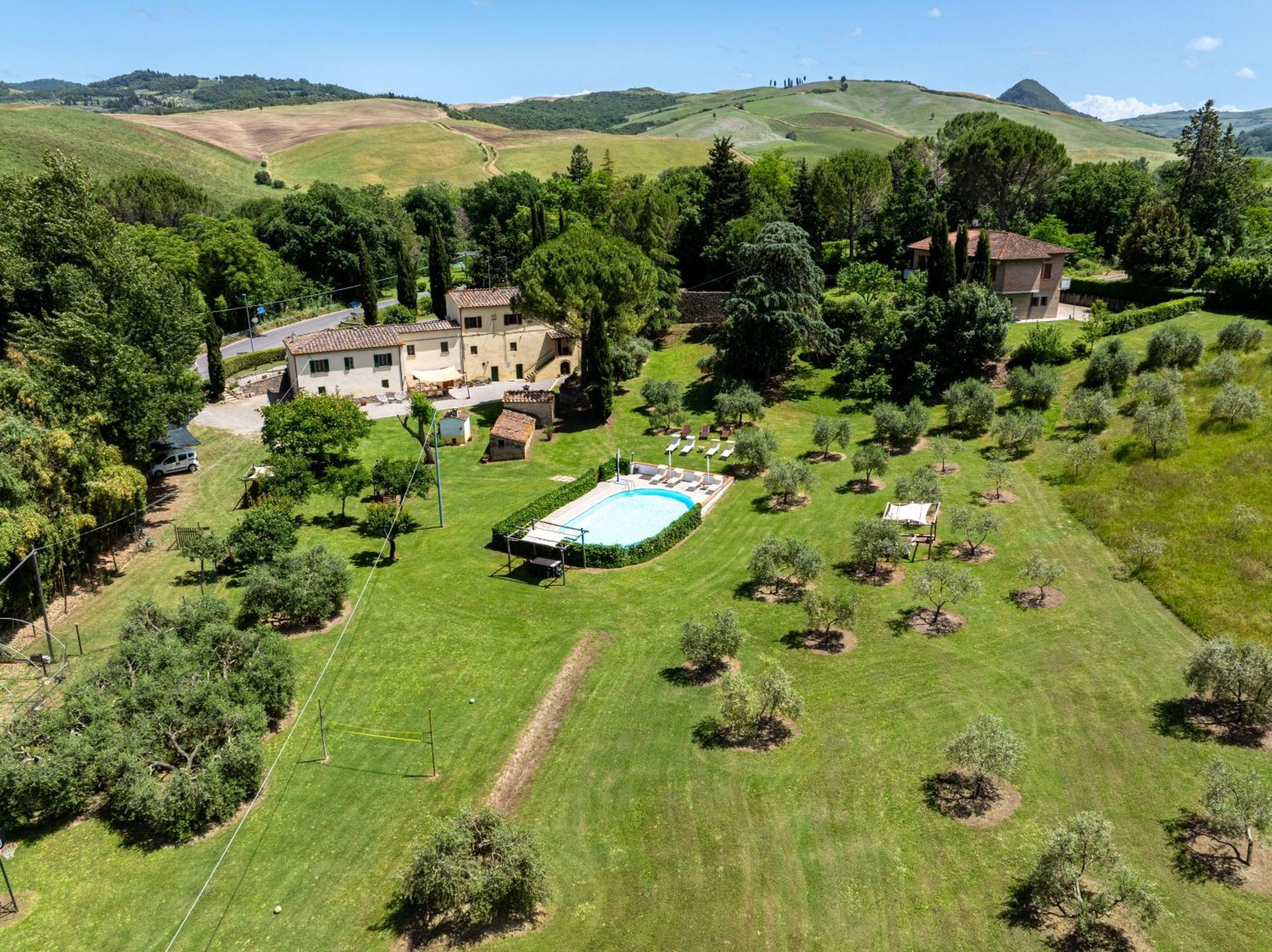 Molino Del Prato Apartment Volterra Luaran gambar